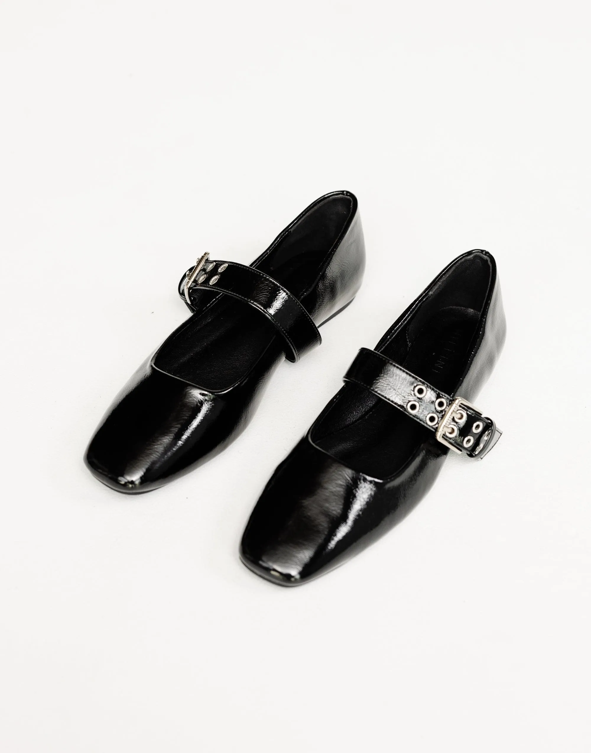 Faris Flats (Black Crinkle Patent) - By Billini